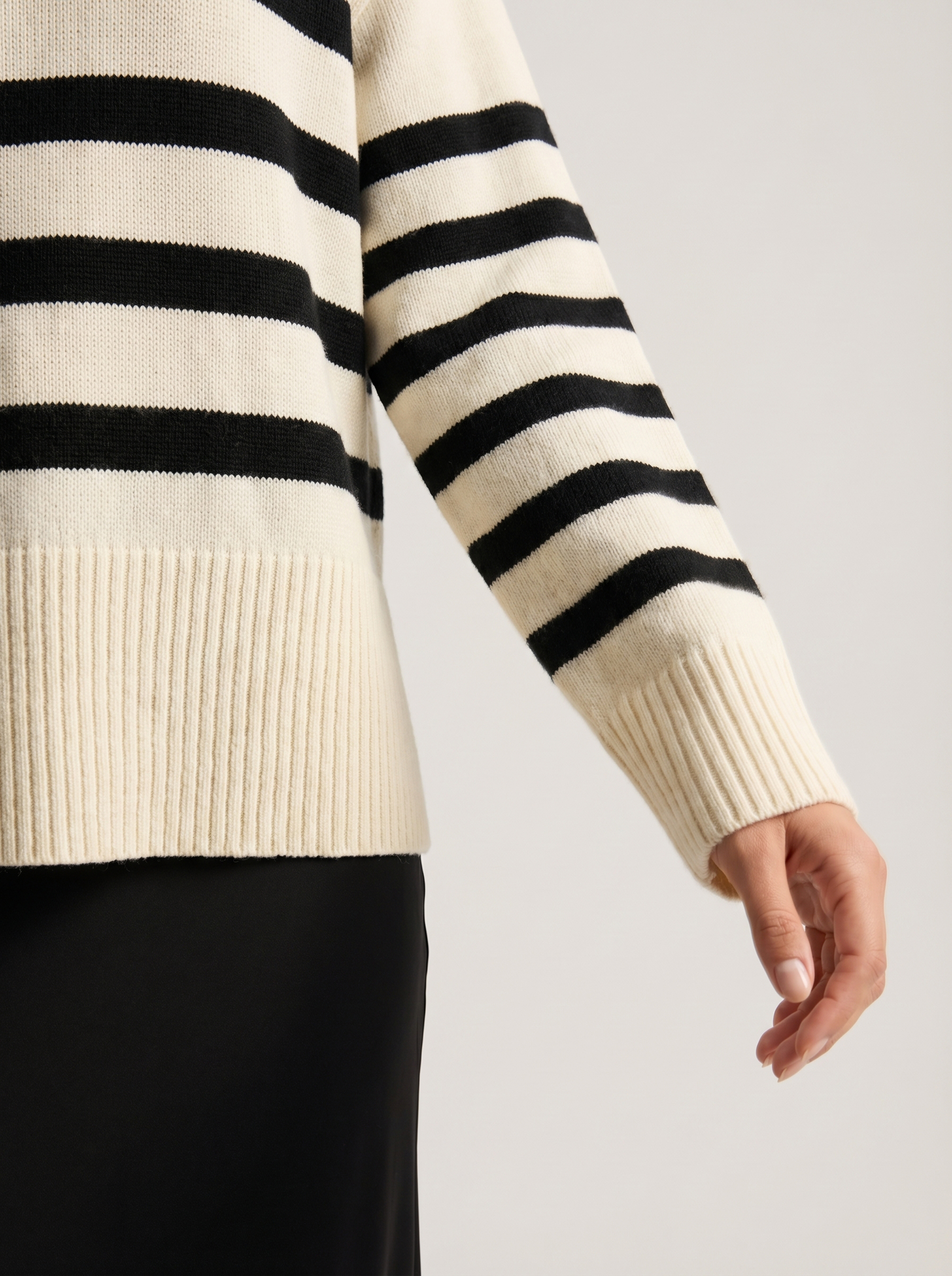 Молочный джемпер в полоску 6