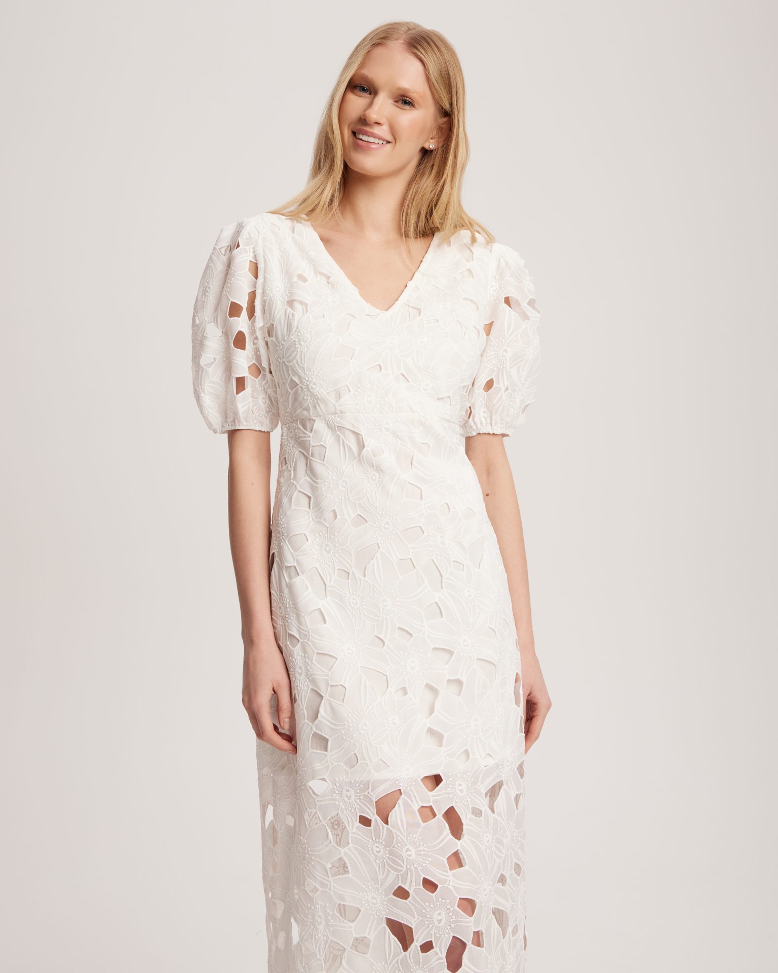 Платье из белого кружева 4
