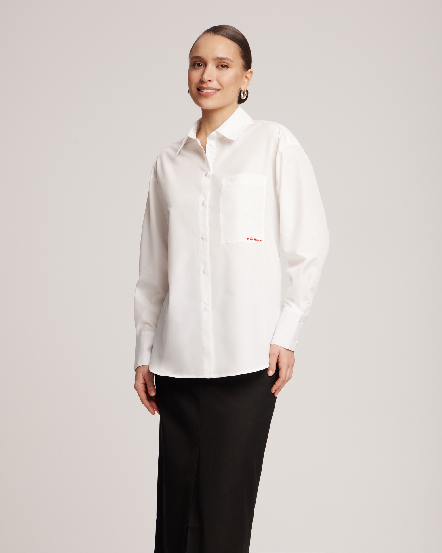 Рубашка с логотипом бренда 1